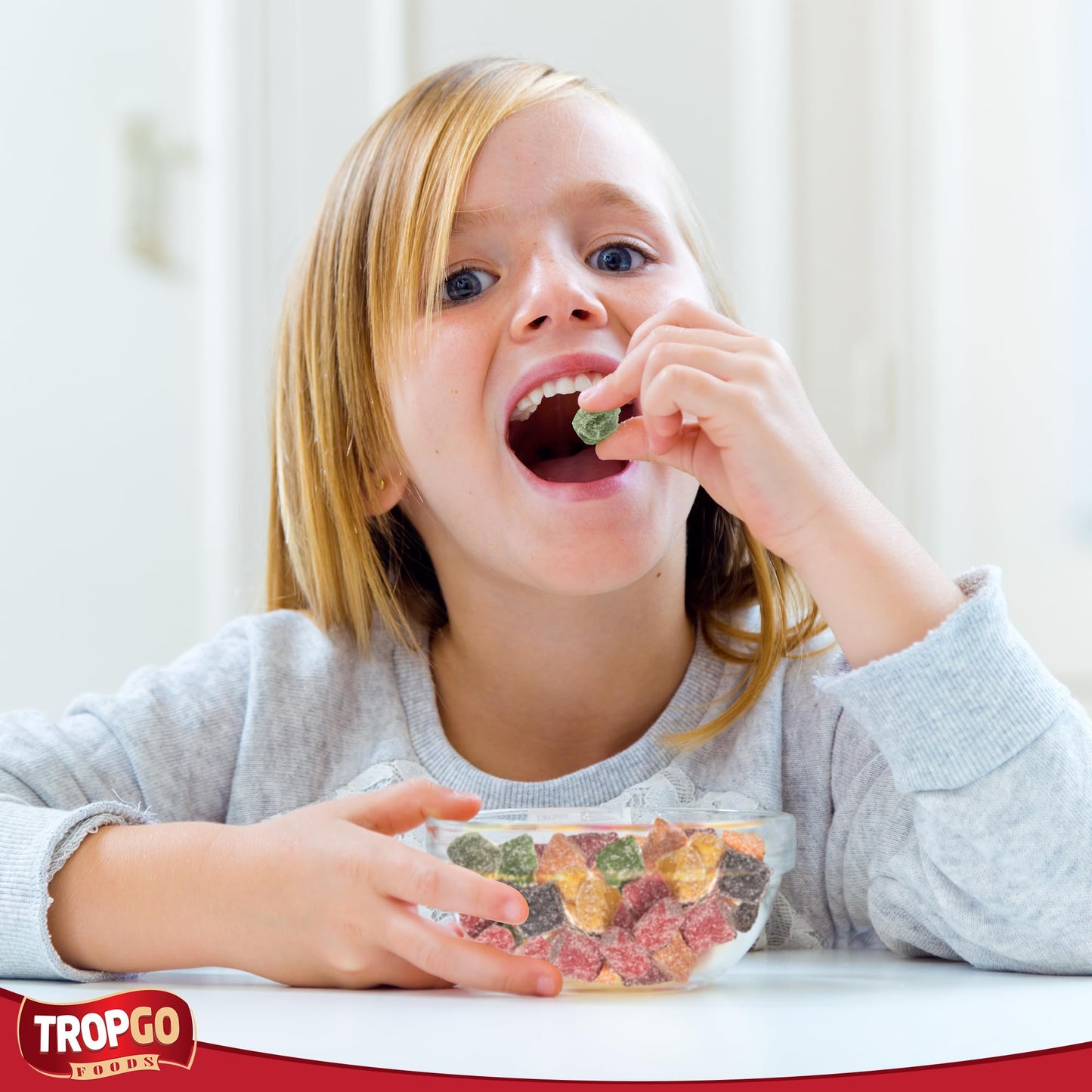 Tropgo Fruity Chewy Mini Cubes | Sugar-Coated Fruit-Flavoured Snack | Peach, Passion Fruit, Kiwi, Blueberry, Strawberry & Raspberry | 120g