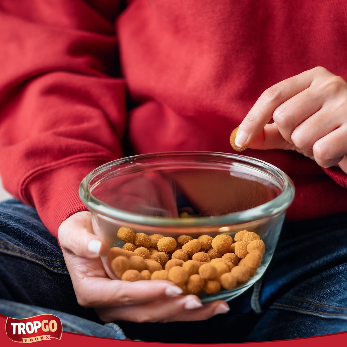 Tropgo Grill Flavour Coated Peanuts 150g - Crunchy Roasted Peanuts with Savoury BBQ Seasoning - Bold & Smoky Snack in Resealable Tub for Freshness - Ideal for Parties, Game and Movie Nights