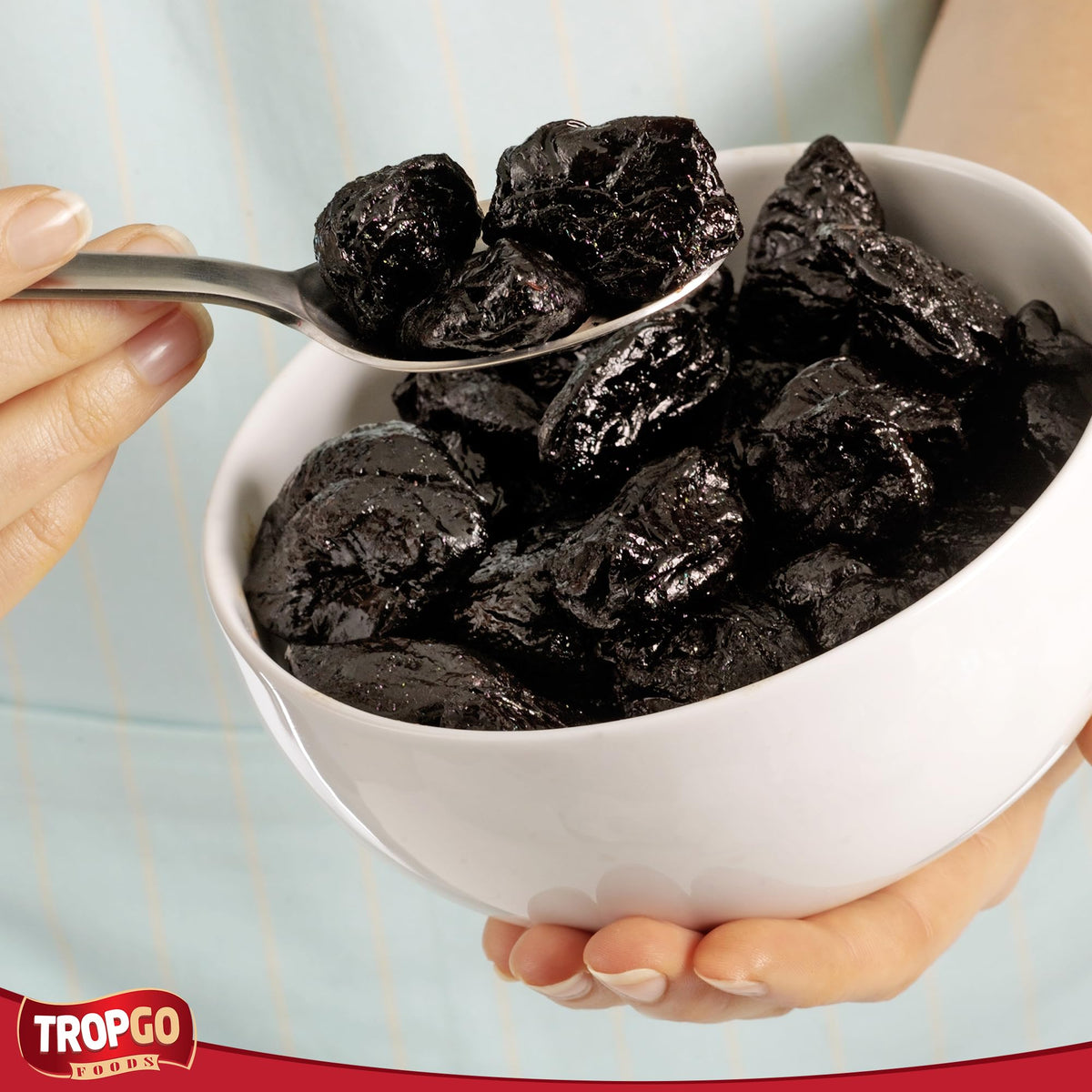 Pitted Prunes - Dried Fruit in Resealable and Recyclable Tub - Parent