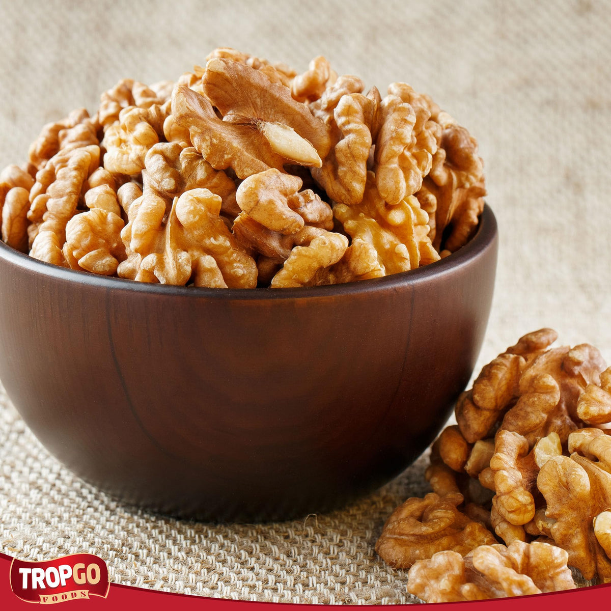 Tropgo Premium Walnuts - 600g - Raw Jumbo Walnuts - Natural Sprouted Walnut - Packed Fresh Premium Quality Nuts - Healthy for The Heart, High in Fibre & Minerals - Perfect for Snacking